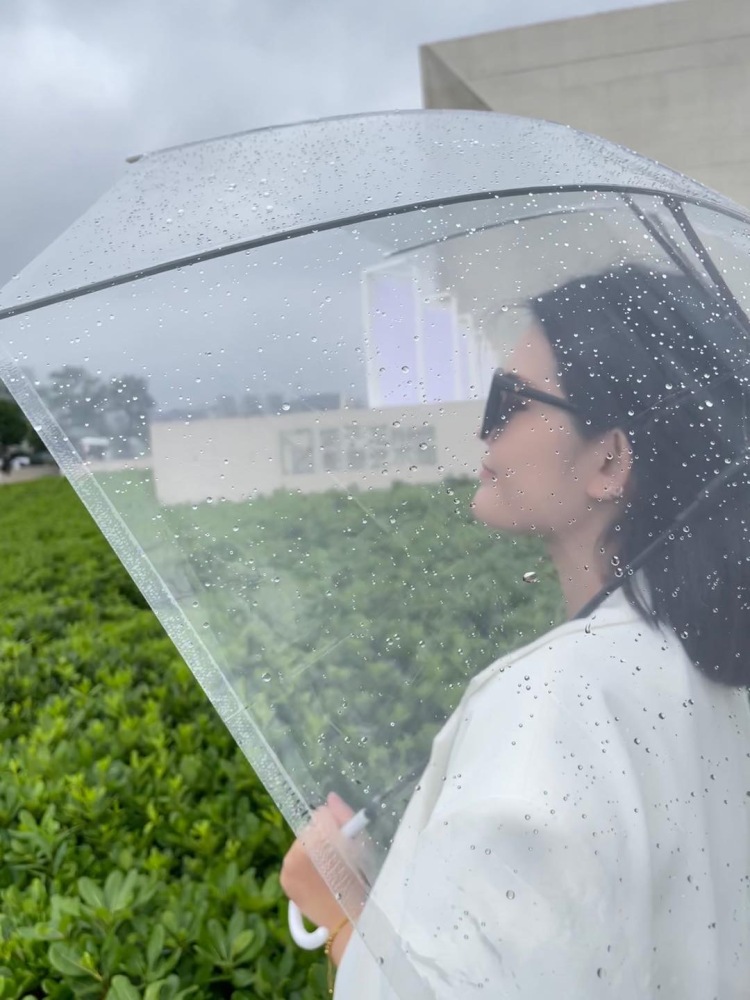 A小莫🎀-广东省·广州市·越秀区-抖音/***-喜欢拍照,喜欢旅游,平时都会去网红点打卡拍照,出去旅游也会拍很多照片记录,寄拍,探店都🉑️联系我