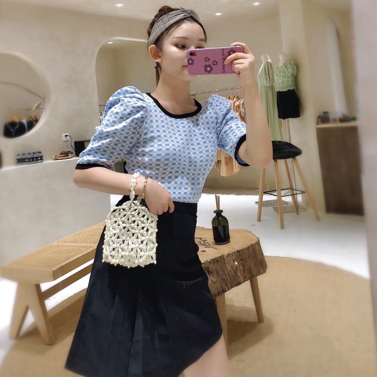 A小莫🎀-广东省·广州市·越秀区-抖音/***-喜欢网红探店,旅游,摄影,有需要寄拍或网红探店🉑️联系,饰品,彩妆,服装都🉑️,本人身高161体重96