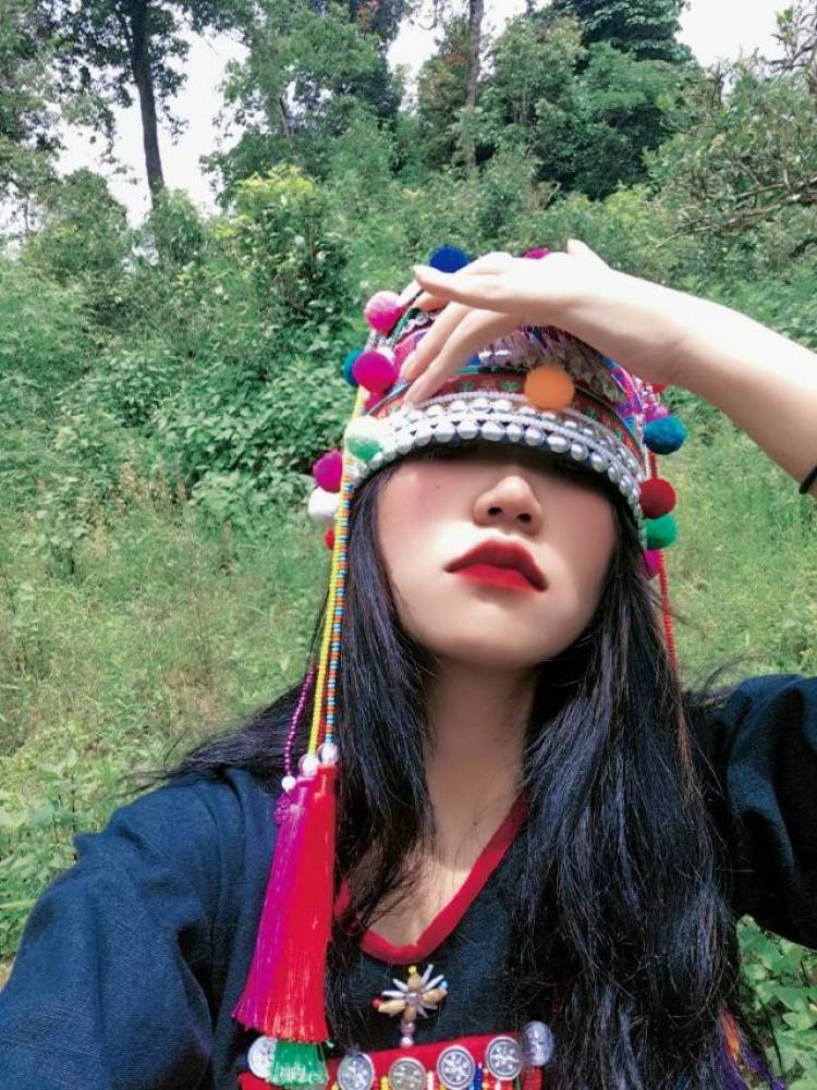 奶茶妹妹-云南省·西双版纳傣族自治州·景洪市-抖音名:云南小富婆-我要接单,是一个穿搭博主,会使用pr,PS,剪映,拍照可以,可种草,测评,买家秀和寄拍