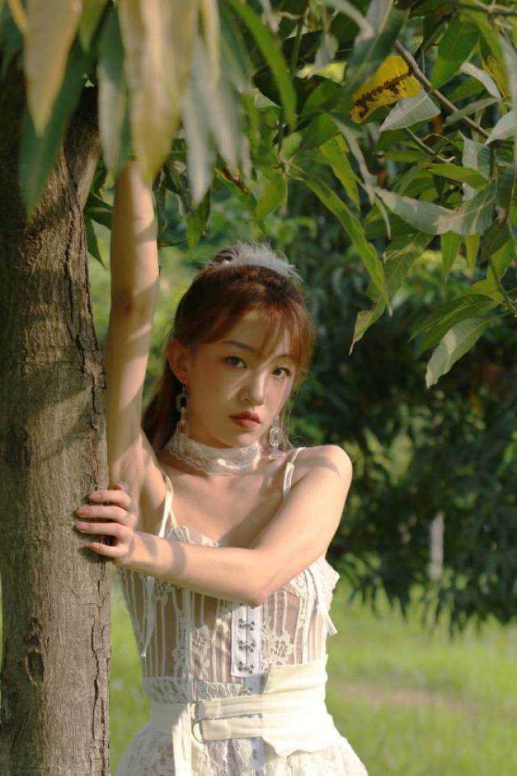 十一-广东省·揭阳市·揭东区--会舞蹈会美术会P图会剪视频拍视频，兼职博特，会拍穿搭，接拍照单子或者衣服买家秀