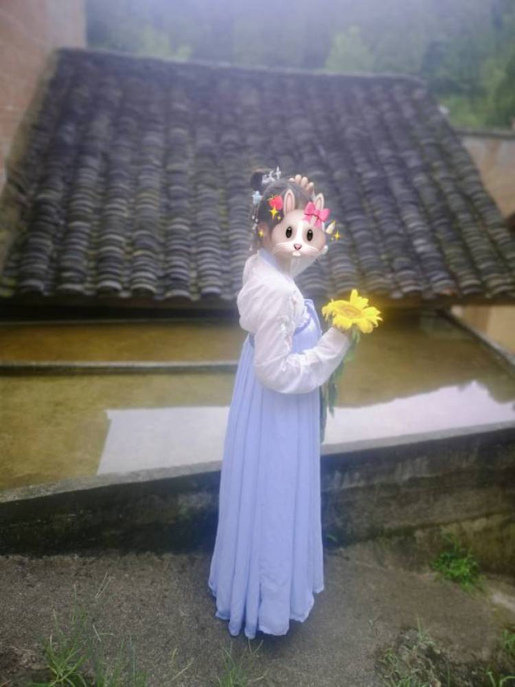 叶子、木有瓣^-贵州省·毕节市·黔西县-快手-寄拍。
汉服,洛丽塔,JK,任何风格都可以,相信我就对了,