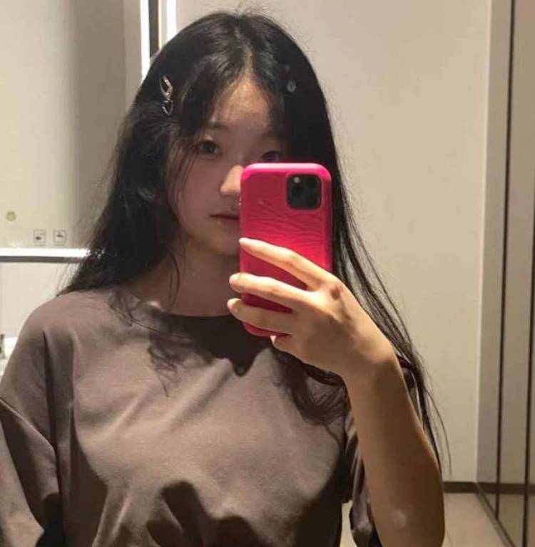 626-江苏省·苏州市·相城区--接寄拍 淘宝单 买家秀等 风格广 服装 饰品等都🉑 有意来找