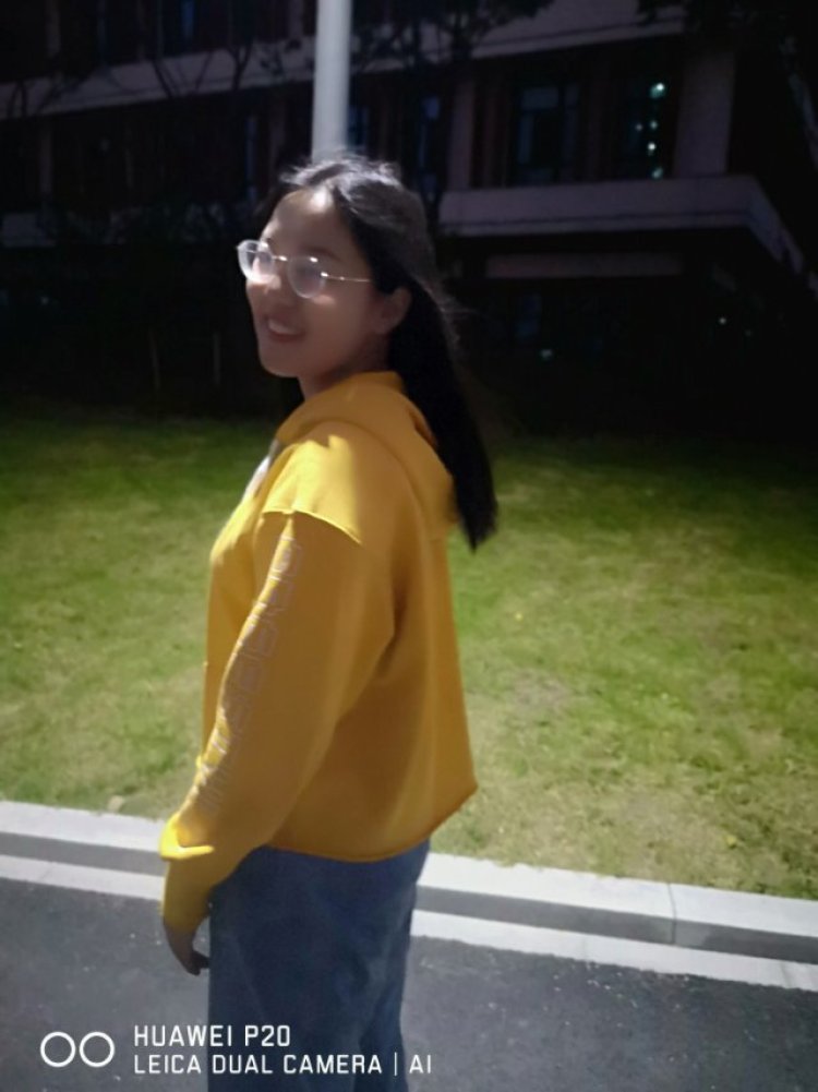 言蹊-浙江省·杭州市·余杭区--买家秀 美妆 衣服 食品 装饰 都可以接