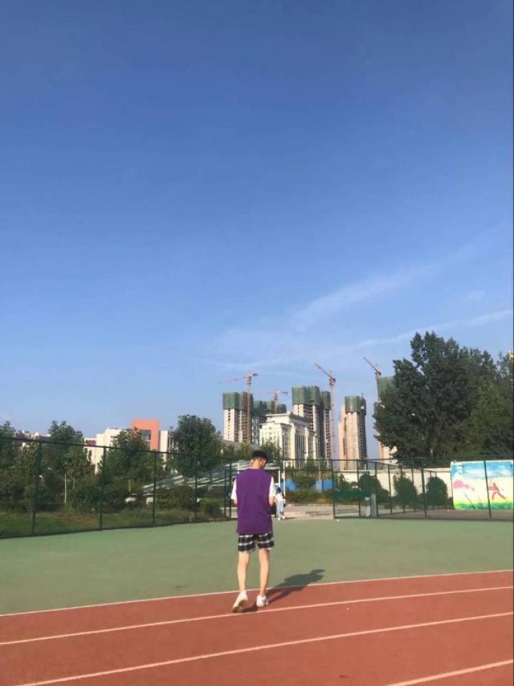 宋大炮z-河南省·南阳市·邓州市-快手,探探,知乎-接拍,买家秀,在校生,空闲时间多,中性,生高172体重104