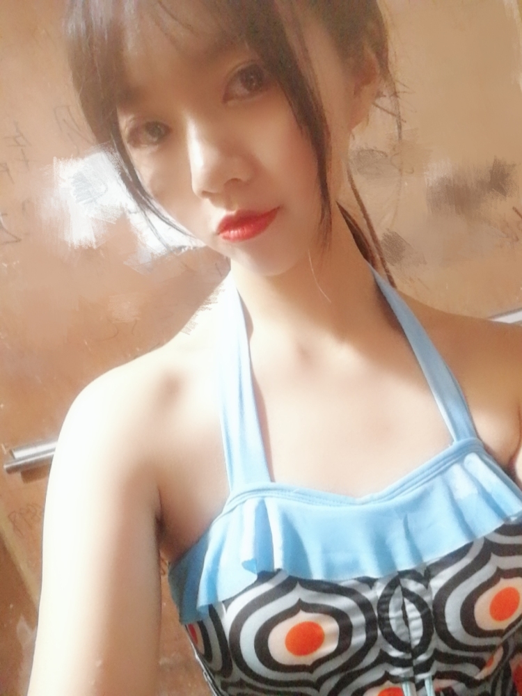 梓樾-上海市·上海市·松江区--商家看这里看这里呀~
本人净身高166 体重50kg
Ins风御姐风都阔以呀~
欢迎联系我~~