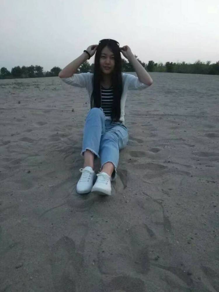 林琳Yu-广东省·深圳市·龙华区--承接买家秀,网拍,有相机,脾气好