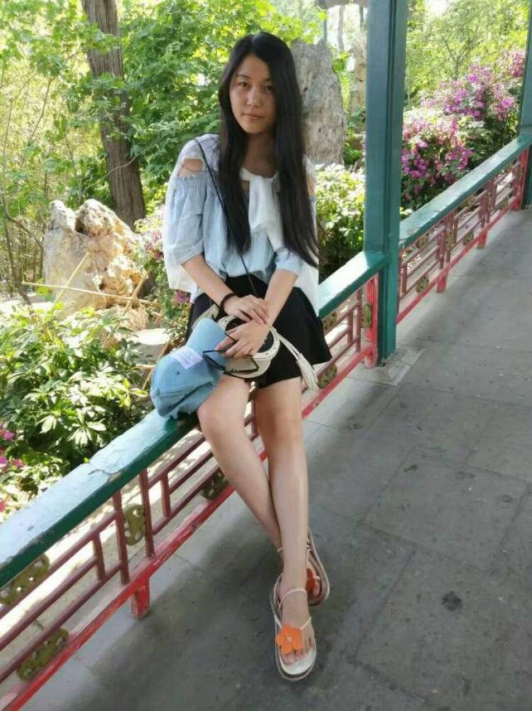 林琳Yu-广东省·深圳市·龙华区--承接买家秀,网拍,有相机,脾气好
