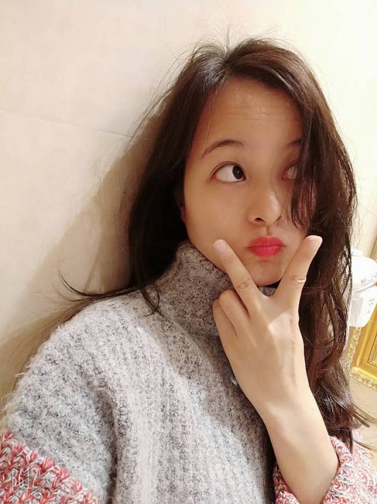 月月儿-广东省·广州市·天河区--可接各种网拍秀,出图快,有耐心
身高160cm,体重45kg
~嘤嘤嘤~