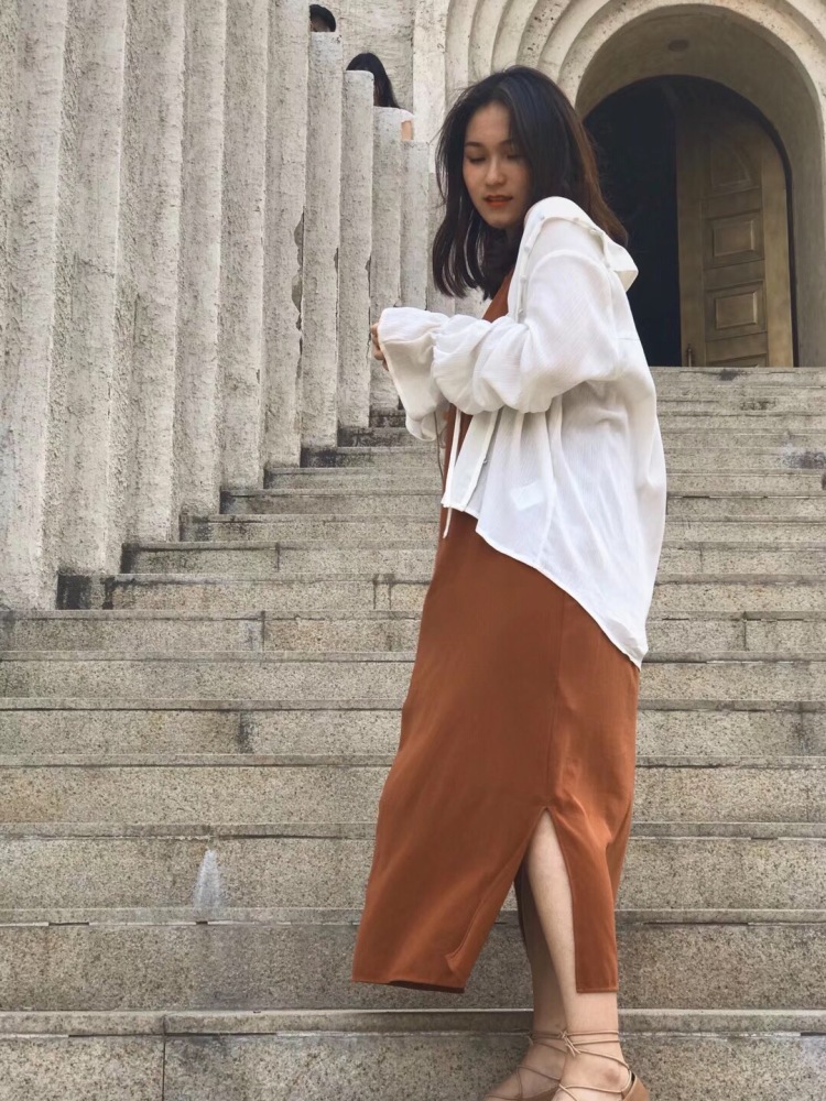 ?-北京市·北京市·海淀区--接单范围 服装为主 服装行业相关本科生 服装搭配技巧尚好 拍照作为兴趣爱好！！！