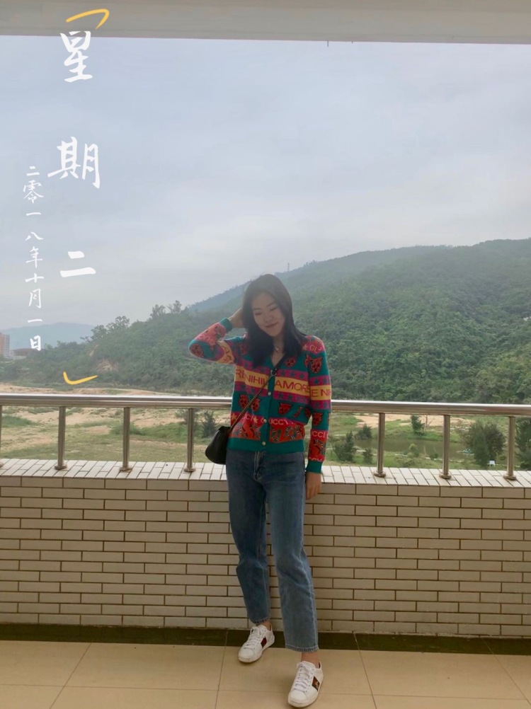 ADai?-广东省·珠海市·金湾区--可接饰品 衣服 网拍 可写***?