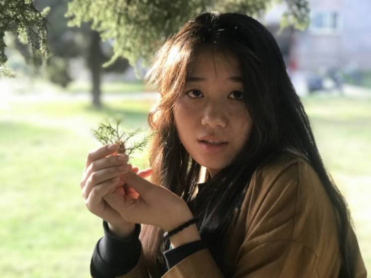 奶粉油茶蛋儿-陕西省·咸阳市·杨陵区--喜欢拍照、修图；做过群演；身材较好。各种风格都可以拍，热爱拍照。接买家秀网拍，可以拍小视频，接受重拍。