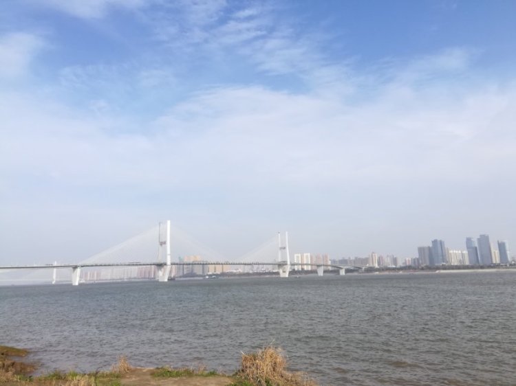 婷子*-湖北省·武汉市·武昌区--东湖和江滩 闲暇时刻 你值得走一走