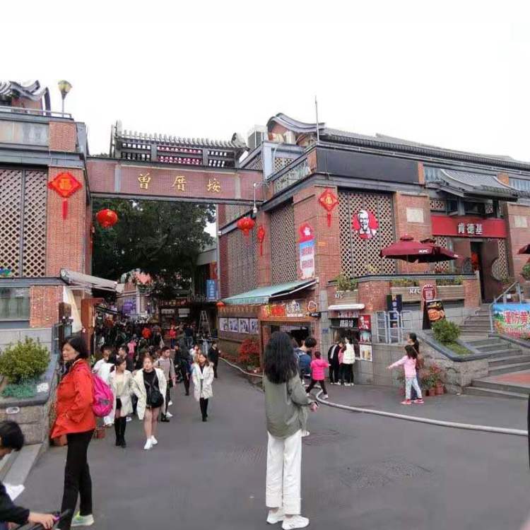 噜噜噜  傻猪有傻福-广东省·汕头市·潮南区--适合外景内景拍摄小视频也是可以的呢，当地也有网红景点
人美瘦高，达到你的标准了吗
不合适可多拍哦