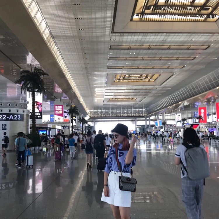 ? 琳-河南省·平顶山市·鲁山县--爱拍照 会p图 ！！！摄影编辑都可以 有足够时间！！！有责任心 什么风格都可以驾驭！！！