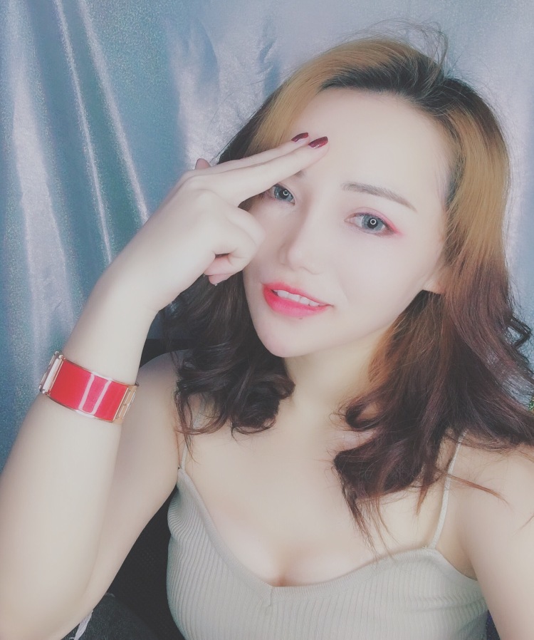 管阿姨? besos-浙江省·嘉兴市·秀洲区--接网拍，寄拍，视频等，风格可随意转换，会P图，会剪辑视频