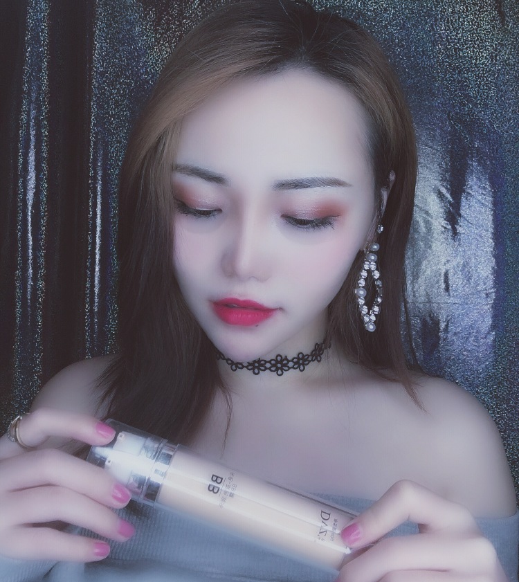 管阿姨? besos-浙江省·嘉兴市·秀洲区--接网拍，寄拍，视频等，风格可随意转换，会P图，会剪辑视频