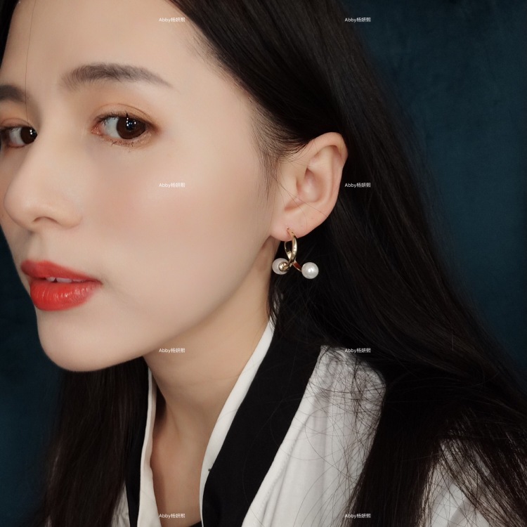 Abby?-广东省·东莞市·东城街道--第二款耳饰详情图拍摄，自己当模特布景打光拍摄。对图片要求极高。欢迎谈合作
