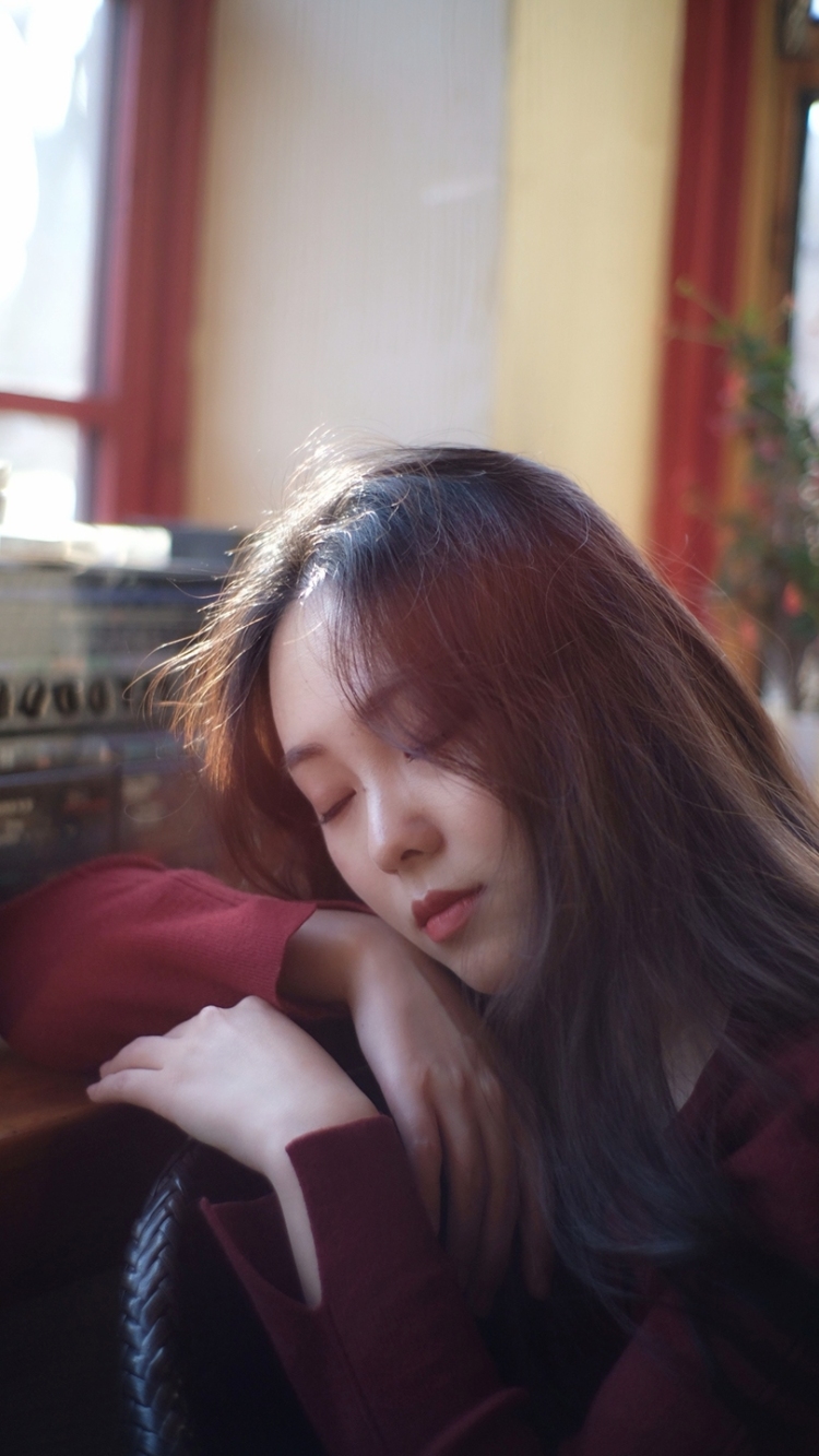 狐小仙``~~-辽宁省·沈阳市·和平区--港风约拍~(摄影是小伙伴,妆发后期都是我)。