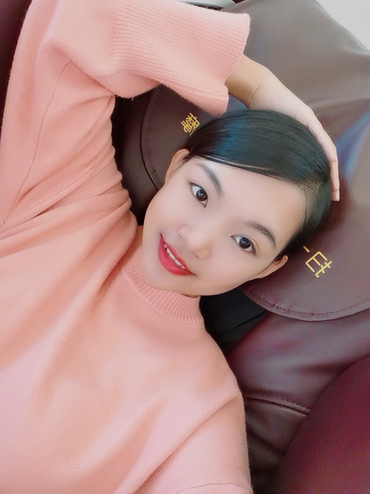 花花-广东省·东莞市·道滘镇--接网拍，全职妈妈有时间，以前是做设计师的会p图会拍照