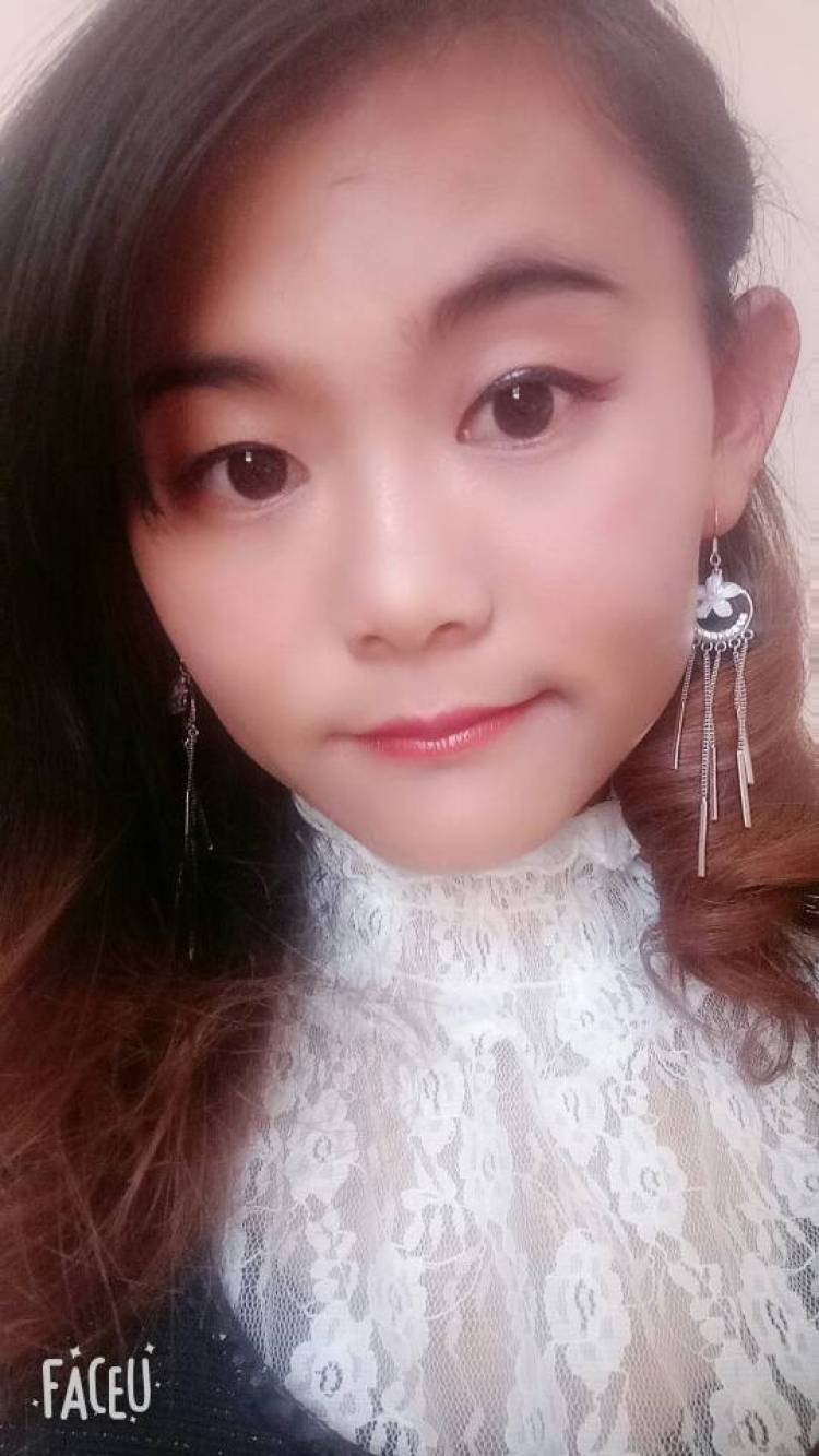 暖汐-云南省·大理白族自治州·祥云县--喜欢自拍