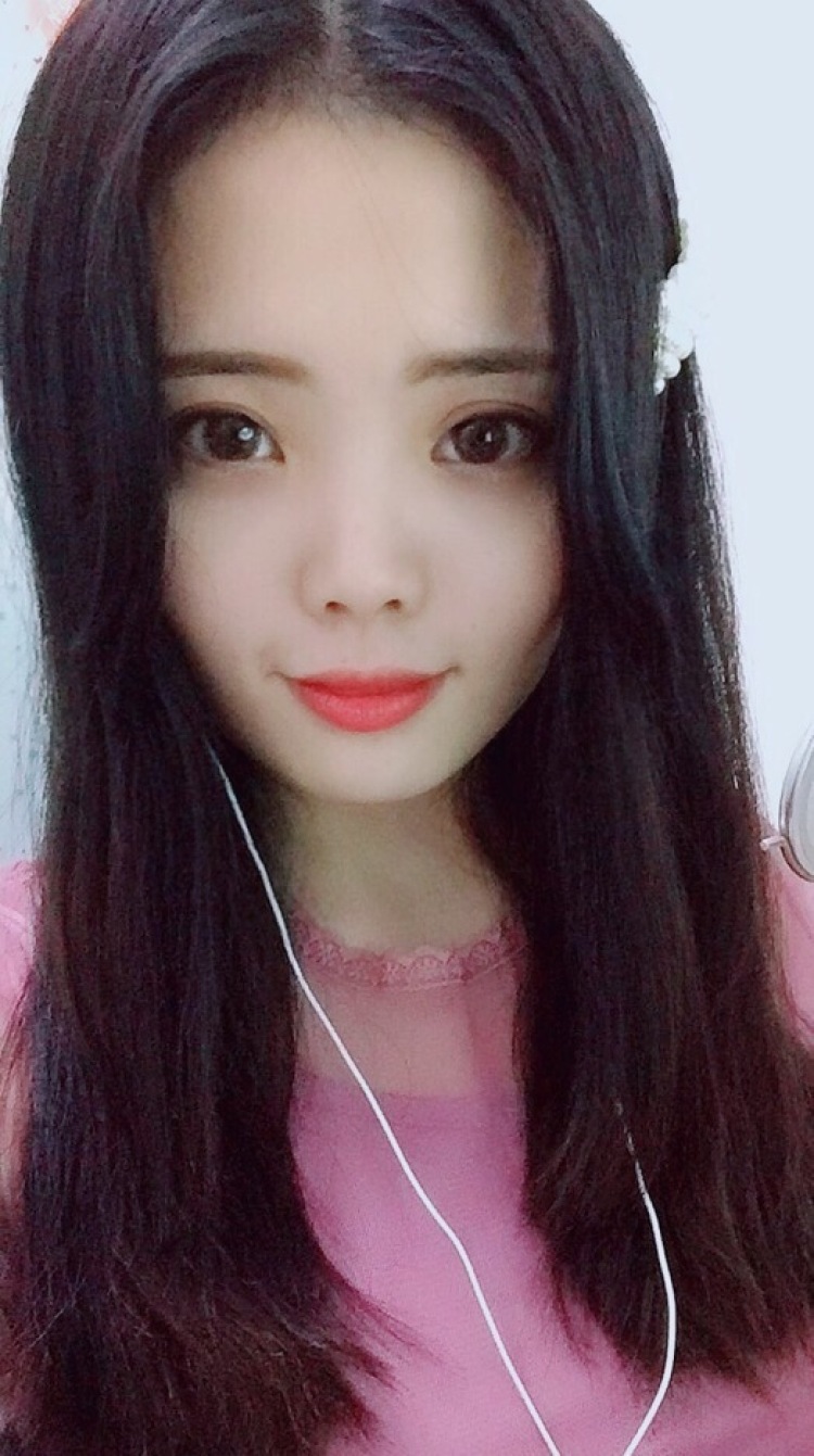 旖旎666-广东省·揭阳市·榕城区--擅长拍买家秀，甜美气质系。真实可靠没脾气。做过主播沟通表达能力强。