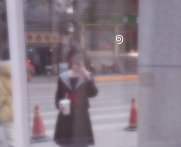 酒半@-重庆市·重庆市·万州区-快手-就想赚点零花钱，买家秀，网拍可以找我哟！！