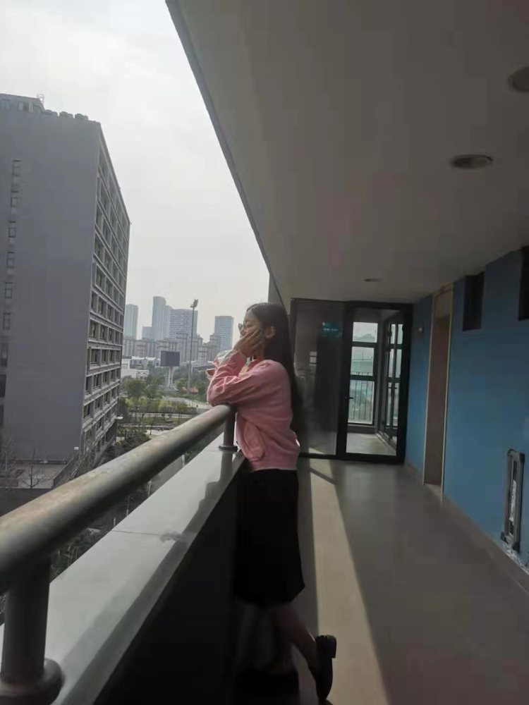 言蹊-浙江省·杭州市·余杭区--拍买家秀 刚刚拍的成果图 粉色上衣