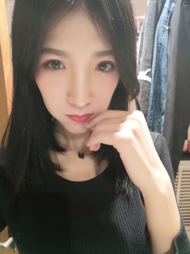 梵音-辽宁省·大连市·甘井子区--接网拍，童装，玩具，亲子装，希望能与卖家达成协议合作