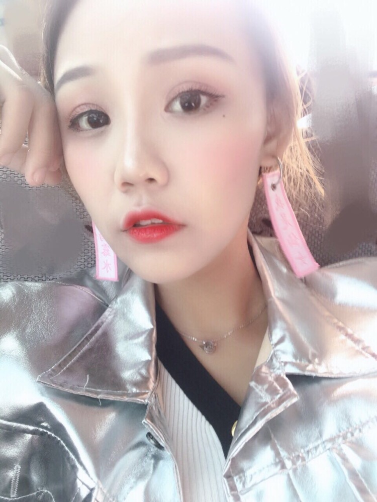 小阿清-安徽省·阜阳市·颍州区--接寄拍，买家秀，会p图，可萌可酷