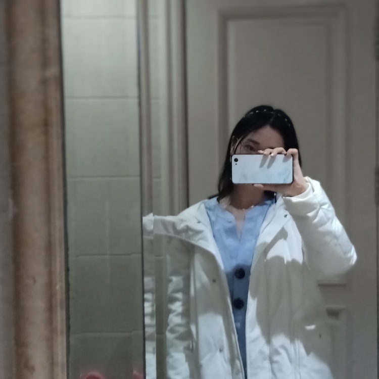 是风-江苏省·南京市·江宁区--平时的日常照啦~
接寄拍送拍，只要风格合适的都可以拍?