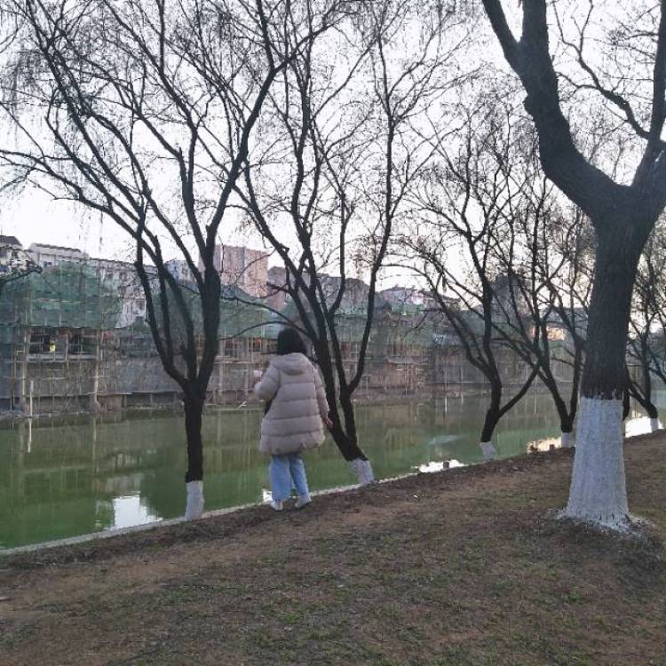 小林一茶-湖南省·常德市·澧县--没做过，不怎么会化妆，想做网拍。