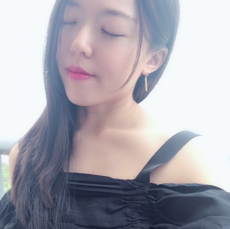 ESTHER幸运如我-上海市·上海市·长宁区--耳饰品外拍(自拍)
