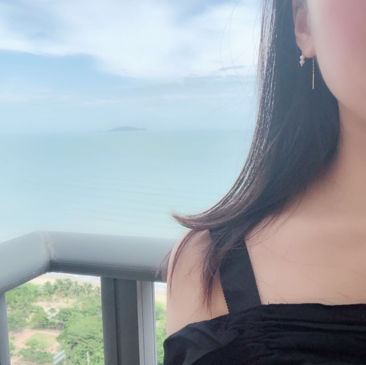 ESTHER幸运如我-上海市·上海市·长宁区--耳饰品外拍（自拍）