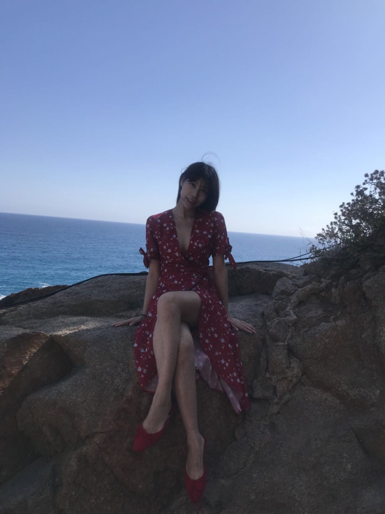 Emilyy-广东省·广州市·越秀区--160
95斤
可接各类生活用品，服装，饰品类等
本身也有帮工作室拍成片