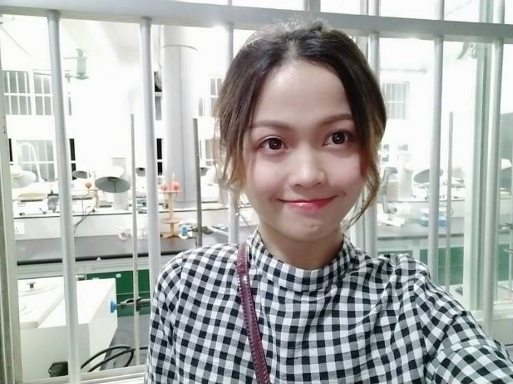 房东的猫-广西壮族自治区·南宁市·西乡塘区--我是一枚在校生,平时没事喜欢自拍,或者找人帮我拍
这些都是自己的一些照片啦