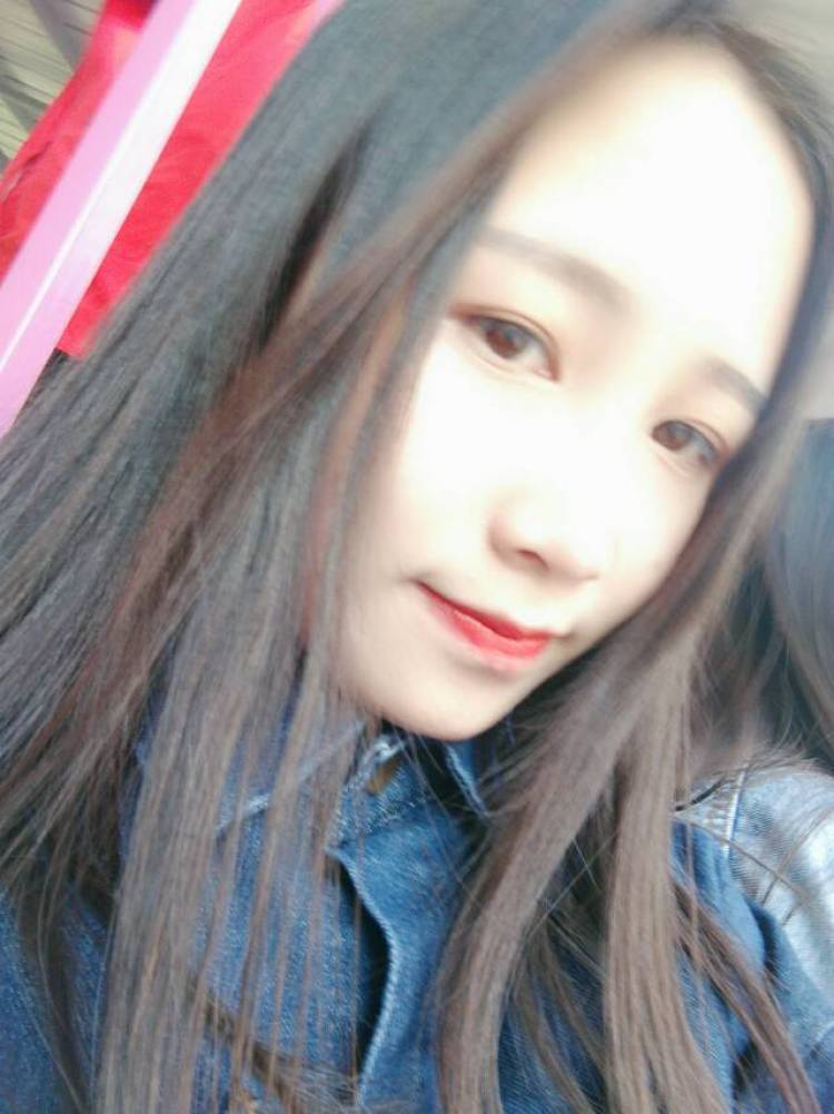 ?♡-重庆市·重庆市·万州区--会拍照 会穿搭
 接寄拍~