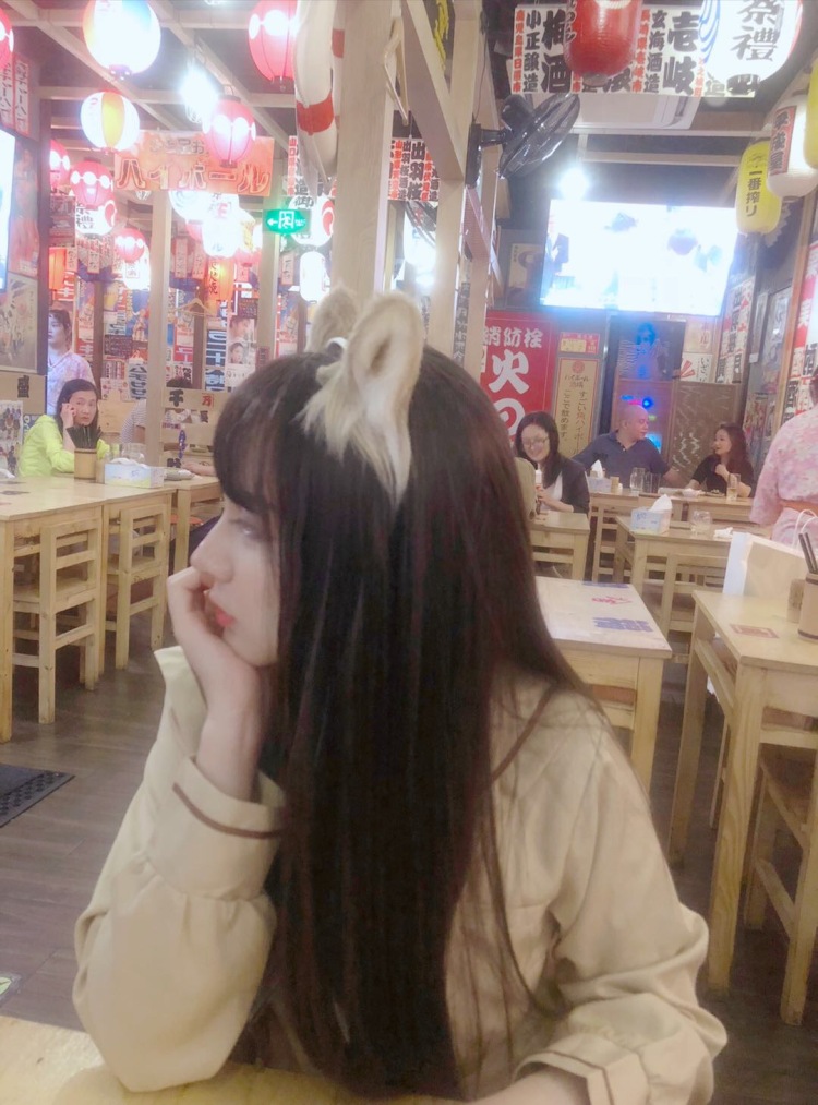 喵比-上海市·上海市·宝山区--可以拍照片录视频,风格多,可爱性感都能驾驭。