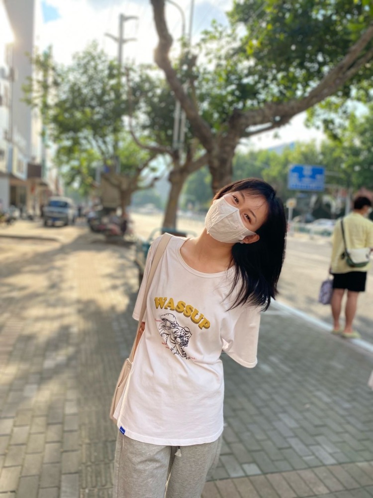 峰妹想腿直-山东省·潍坊市·高密市--身高165体重45
接tb买家秀寄拍
跳街舞的可剪辑视频
时间自由
设备iphone11