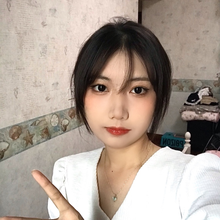 吃不饱-福建省·漳州市·芗城区-抖音-素人模特 接寄拍衣服包包都可 当下流行款式 身高158 体重83 会p图