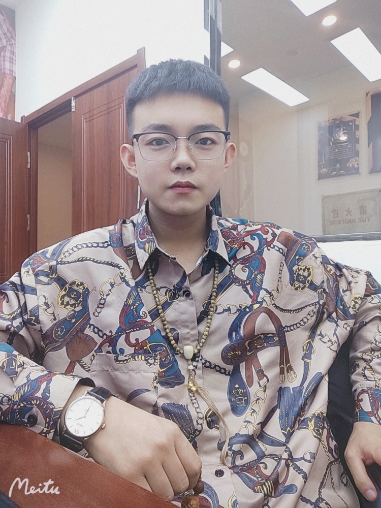 崔卫东-辽宁省·抚顺市·顺城区--努力做好每次任务,让老板满意,对自己也要有个交代。目前只想接一些寄拍或者送拍。