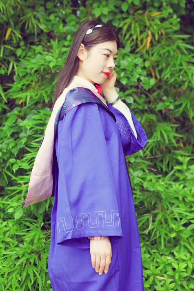APPLE-辽宁省·沈阳市·和平区--一直在象牙塔的我最懂纯真的美好,诠释每一个美好的瞬间,微光,美照,读书,为青春留下每一个高光时刻