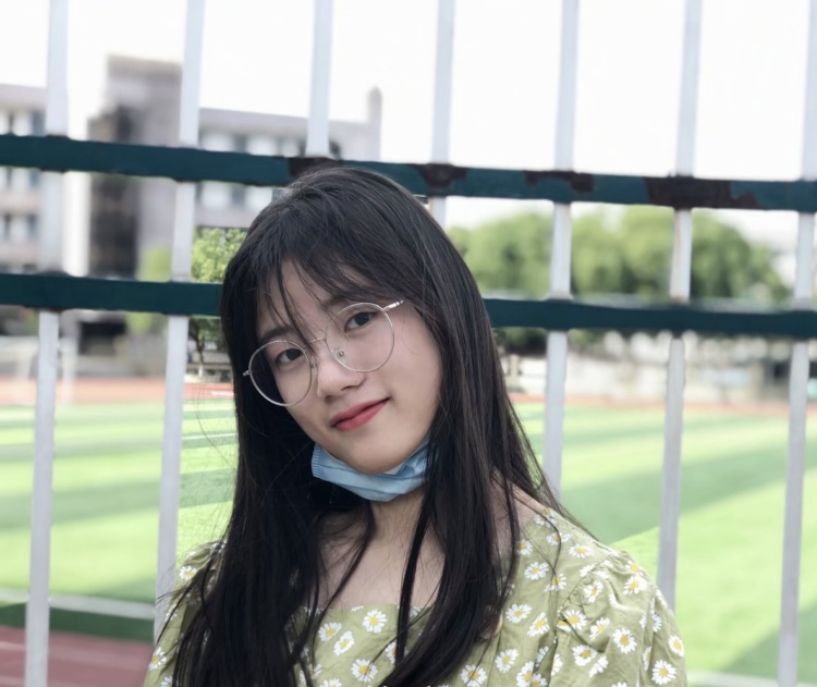 Koi-广东省·深圳市·光明区-抖音快手微博***-喜欢拍照 会p图 可尝试所有风格 会拍照有社交平台 希望我能加入网拍队伍当中 各位合作愉快🤝可以做tb模特