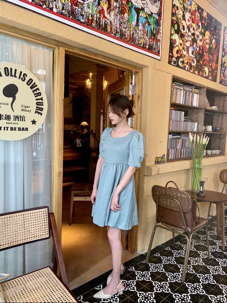 小林老师-福建省·泉州市·鲤城区-抖音,***-喜欢探店打卡,把自己打扮得漂漂亮亮的出门会觉得心情很好。会画画,擅长素描漫画,大学是学鞋类与箱包设计~