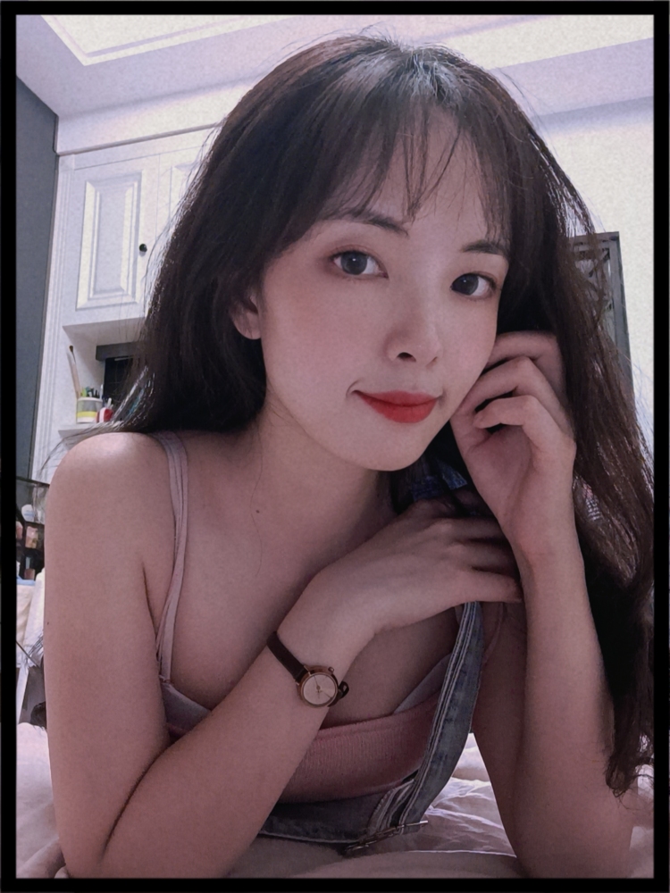 萤火瑾瑜-重庆市·重庆市·潼南区-抖音-身高158,体重44,时间自由,随时接单,喜欢拍照p图,适合各种风格
