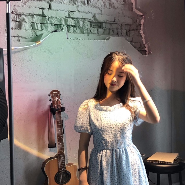 不想回-云南省·红河哈尼族彝族自治州·建水县-快手-接受服务的范围是做买家秀(很好沟通!)
平时喜欢拍照(会拍照会p图)
身高162
体重45kg