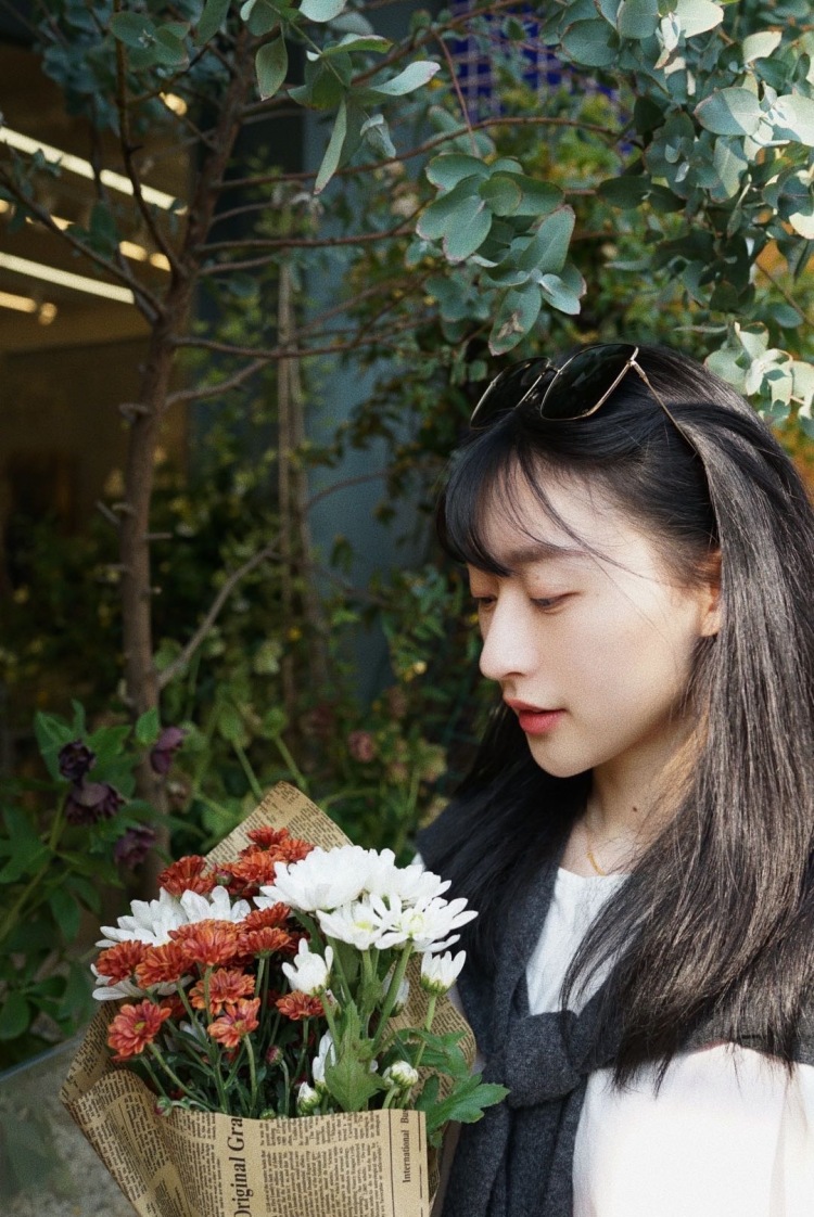 惠子-上海市·上海市·浦东新区-抖音-约寄拍哦 风格都可以尝试~不接私房照!!淘宝寄拍 服装寄拍 首饰 配饰 鞋子都可以