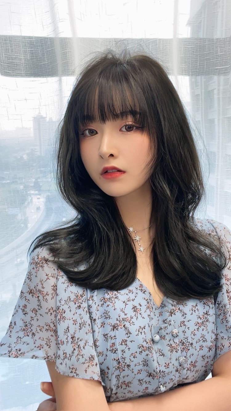 蓉蓉再睡会儿-陕西省·西安市·莲湖区--卖家秀 淘宝种草、美瞳、服装,饰品都可以拍,会拍照,会p图,期待与您的合作