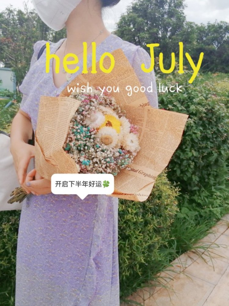 几度-云南省·红河哈尼族彝族自治州·蒙自市-,,-喜欢拍照,会P图,短视频也会,本人小个子身高,身高156体重42斤,可接寄怕衣服,裤子,首饰,帽子,等…价格好说。