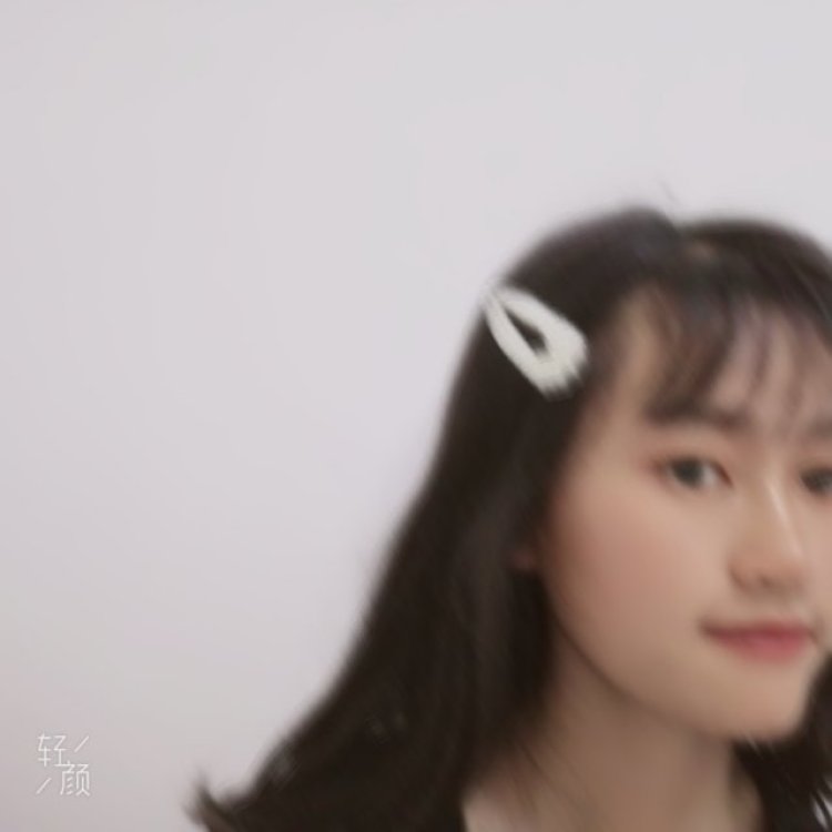 几度-云南省·红河哈尼族彝族自治州·蒙自市-,,-喜欢拍照,会P图,短视频也会,本人小个子身高,身高156体重42斤,可接寄怕衣服,裤子,首饰,帽子,等…价格好说。