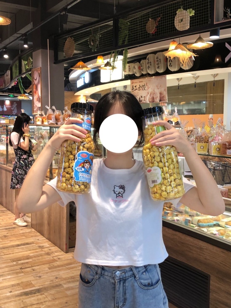 黎清-贵州省·黔东南苗族侗族自治州·从江县-快手，微博，***-学生，身高155 体重90 擅长拍照修图均可
有拍照工具
可接买家秀 ，种草姬，开箱测评，免费试用，探店打卡，平面模特兼职等